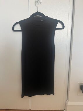 GAP Mock Neck Top